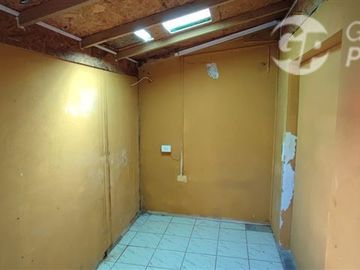Local Comercial en Venta en av. diego de almagro con francia