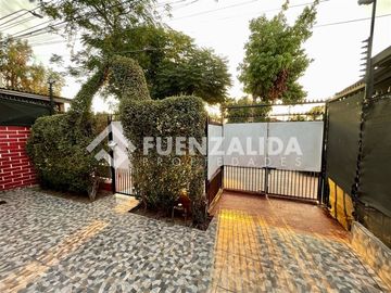 Casa en Venta en Cuatro poniente y Portales