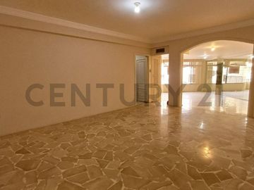 Venta Departamento en Condominio de Lomas de Urdesa