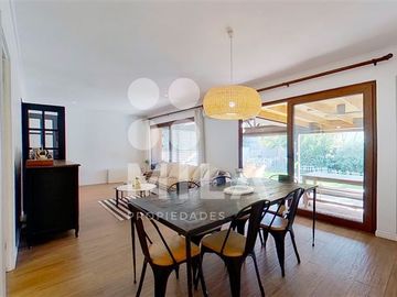 Casa en Venta en Condominio Portezuelo, agradables espacios exteriores, impecable!