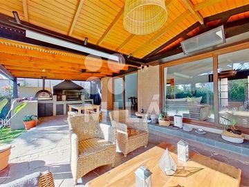 Casa en Venta en Condominio Portezuelo, agradables espacios exteriores, impecable!
