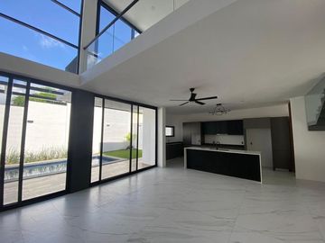 CASA EN VENTA EN B NAYAR