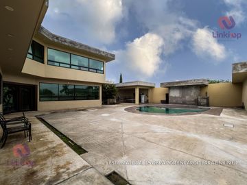 Casa con acabados de lujo alberca en Portal del Norte General Zuazua NL