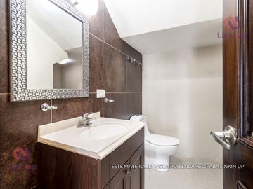 Casa con acabados de lujo alberca en Portal del Norte General Zuazua NL
