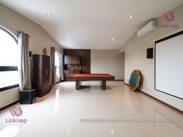 Casa con acabados de lujo alberca en Portal del Norte General Zuazua NL