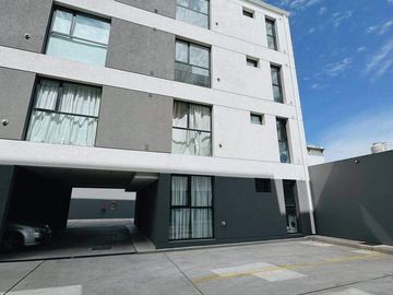 Departamento en venta de 2 dormitorios c/ cochera en Centro
