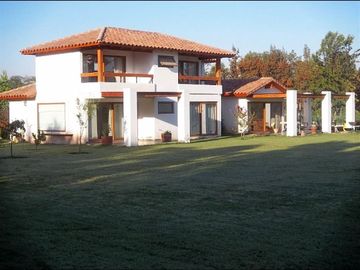 Casa en Venta en Cercano Camino Lonquén, Autopista del Sol y Ruta 5 Sur