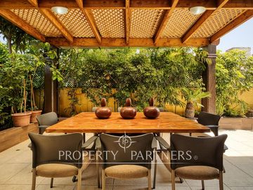 Hermosa y remodelada casa con excelente conectividad en sector privilegiado de Las Condes