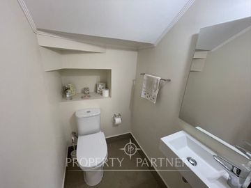 Casa mediterranea en condominio Barrio Francés
