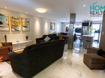 Hermosa casa de 4 dormitorios -  Sector Mall del Río