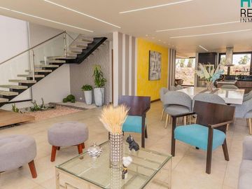 DE VENTA HERMOSA CASA LUJOSA EN CHAULLABAMBA CUENCA