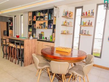 DE VENTA HERMOSA CASA LUJOSA EN CHAULLABAMBA CUENCA
