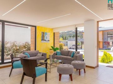 DE VENTA HERMOSA CASA LUJOSA EN CHAULLABAMBA CUENCA