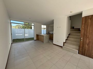 CASA 3 DORMITORIOS - TUMBACO - POR ESTRENAR - CREDITO VIP