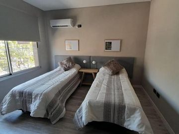 PH en venta - 2 Dormitorios 2 Baños - Cochera - 136Mts2 - Tigre