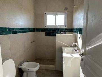 LA ENRIQUETA VENTA CASA EN BARRIO CERRADO