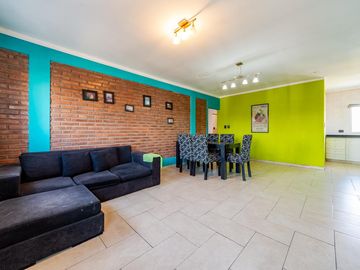 VENTA/PERMUTA- Departamento de 3 dormitorios - Arroyito, Rosario