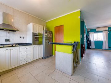 VENTA/PERMUTA- Departamento de 3 dormitorios - Arroyito, Rosario