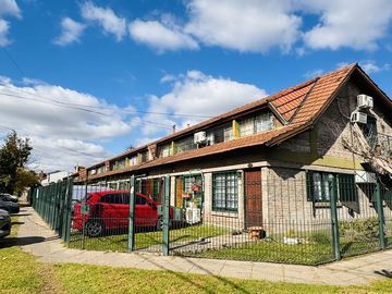 Duplex en  Venta en Castelar Norte