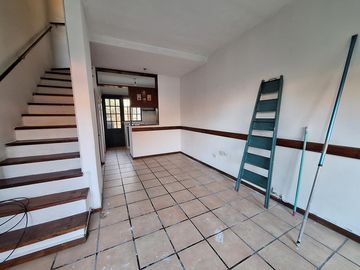 Dúplex 2 dormitorios - La República 8000  - Fisherton | Venta
