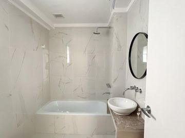 Departamento 4 Ambientes a Estrenar en Venta en Almagro/Balvanera