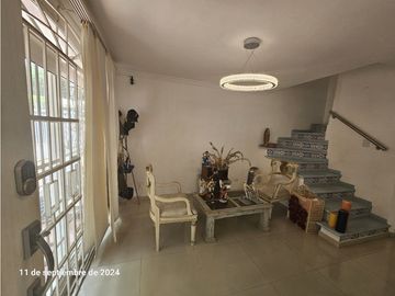CASA EN VENTA EN MIRAMAR