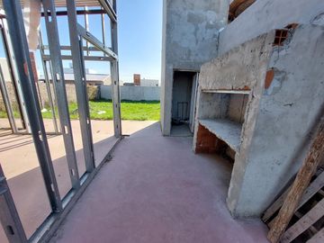 Casa a terminar de dos dormitorios en venta Lomas de Alicia, Granadero Baigorria