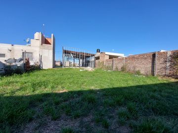 Casa a terminar de dos dormitorios en venta Lomas de Alicia, Granadero Baigorria