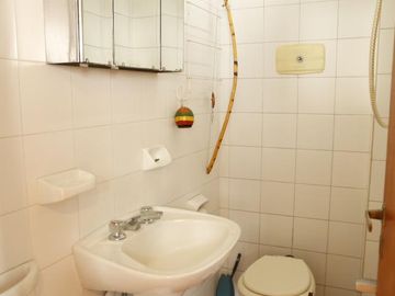 Venta Casa  8 ambientes en Coghlan | jardin | cochera