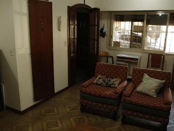 Venta Casa  8 ambientes en Coghlan | jardin | cochera
