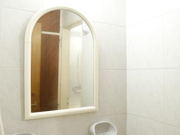 Venta Casa  8 ambientes en Coghlan | jardin | cochera