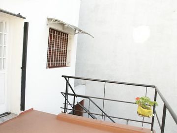 Venta Casa  8 ambientes en Coghlan | jardin | cochera