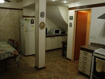 Venta Casa  8 ambientes en Coghlan | jardin | cochera