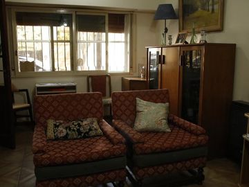 Venta Casa  8 ambientes en Coghlan | jardin | cochera