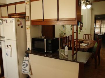 Venta Casa  8 ambientes en Coghlan | jardin | cochera