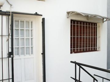 Venta Casa  8 ambientes en Coghlan | jardin | cochera