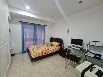 VENTA DE CASA INDEPENDIENTE LA FLORA