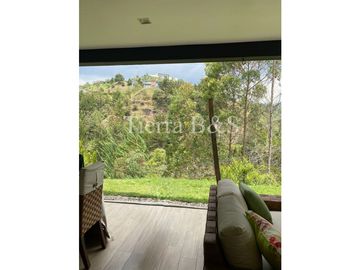 ¡Vive El Confort y el Estilo En Tu Nuevo Hogar! Casa De Ensueño Con Zona Bbq A Solo 40 Minutos De Medellín Por $1.800 Millones