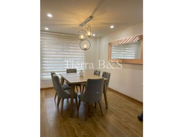 Exclusiva Vivienda Unifamiliar con Jardín, Jacuzzi y Balcón en Conjunto Cerrado