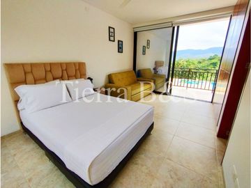 ¡Estrena Tu Paraíso Sostenible: Energía Solar, Piscina y Vista Espectacular por $1.500 Millones!