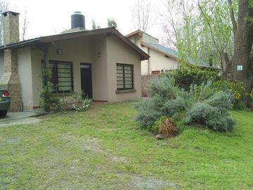 Venta de Excelente Casa 3 ambientes c/cochera - 400m2 Totales -  Costa Del Este
