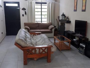 Venta de Excelente Casa 3 ambientes c/cochera - 400m2 Totales -  Costa Del Este