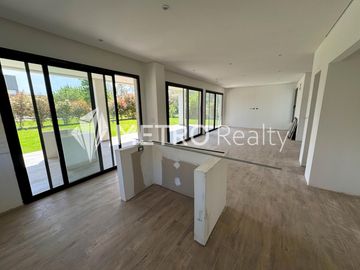 Casa en Haras de Santa María, Barrio Los Eucaliptos, Lote 30