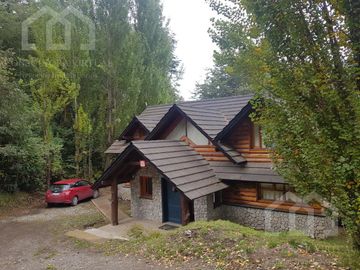 Venta Casa con Vista al Lago Correntoso