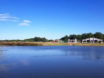 Santa Ana | Venta | Lindo lote a laguna en barrio cerrado de Villanueva