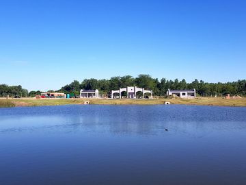 Santa Ana | Venta | Lindo lote a laguna en barrio cerrado de Villanueva