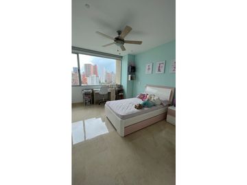 VENTA DE APARTAMENTO EN BUEN SECTOR DE LA CIUDAD
