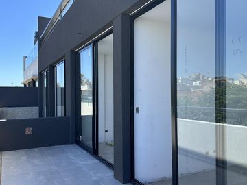 VENTA Departamento 2 amb Nuñez - Balcon aterrazado! COCHERA-Losa radiante-Estrenar! FEB 2025