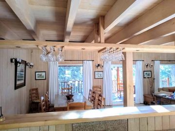 FABIENNE EDELBERG FE Propiedades  VENDE CASA Chapelco Golf 5 dorm