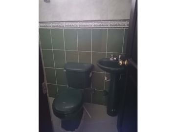 Se vende casa + 2 locales en el barrio Normandia de Soledad.